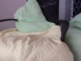 Minnie Moon's Live Sex Cam Show