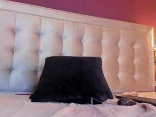 jennagrey's CamSoda show and profile