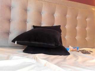 jennagrey Live Webcam on CamSoda