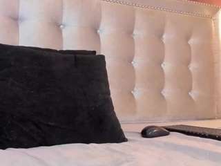 Jenna Grey live webcam show