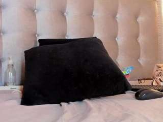 Jenna Grey live webcam show
