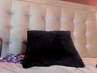Jenna Grey live webcam show