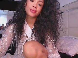 kendallk Live Webcam on CamSoda