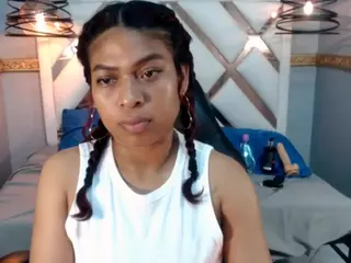 naomi-tyler's Live Sex Cam Show