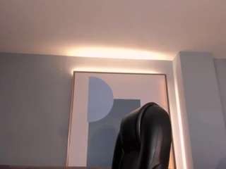 mia-robert1 Live Webcam on CamSoda