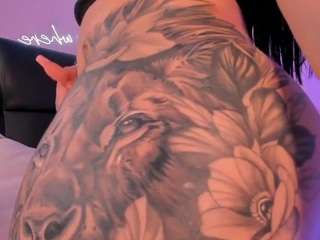 mia-robert1 Live Webcam on CamSoda