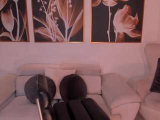 mia-robert1 Sex Cam Show