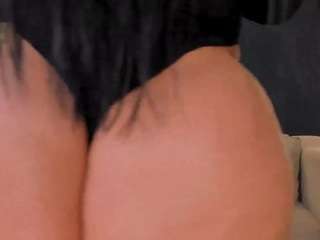 mia-robert1 camsoda
