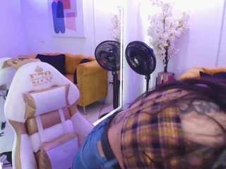 tory-carter Live Webcam on CamSoda