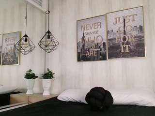 tory-carter Live Webcam on CamSoda