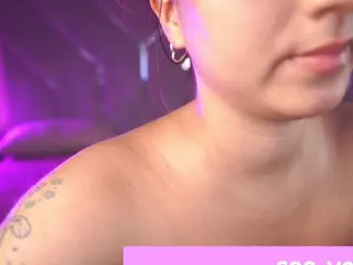 xdaphnemoss's Live Sex Cam Show