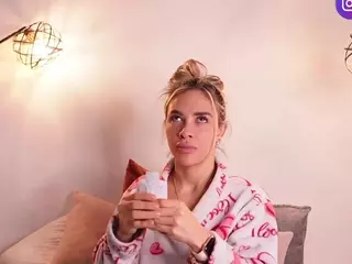 r4veenn's Live Sex Cam Show