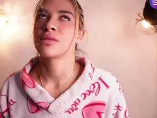 r4veenn's Live Sex Cam Show