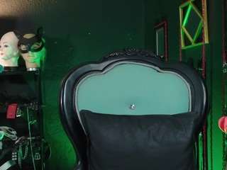 Fetishdoll_bdsm live cam preview