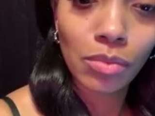 rakiyah-charms webcam model