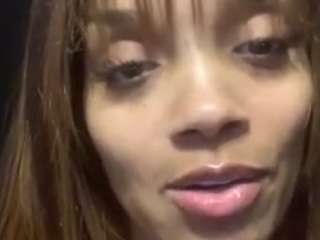 rakiyah-charms webcam