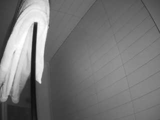 voyeurcam-hazelgrace-01