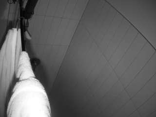 voyeurcam-hazelgrace-01