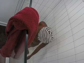 voyeurcam-hazelgrace-01