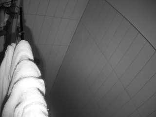 voyeurcam-hazelgrace-01