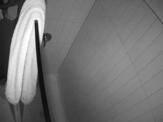 voyeurcam-hazelgrace-01