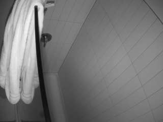 voyeurcam-hazelgrace-01