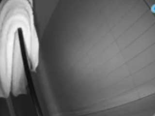 voyeurcam-hazelgrace-01's CamSoda show and profile