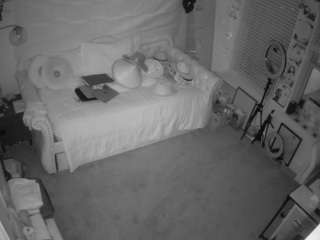 voyeurcam-hazelgrace-02