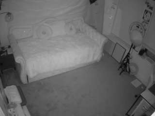 voyeurcam-hazelgrace-02