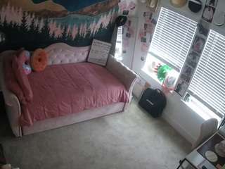 voyeurcam-hazelgrace-02's CamSoda show and profile