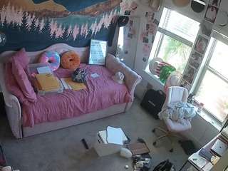 voyeurcam-hazelgrace-02's CamSoda show and profile