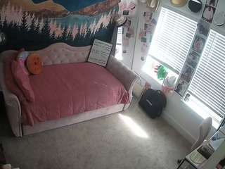 voyeurcam-hazelgrace-02's CamSoda show and profile