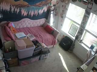 voyeurcam-hazelgrace-02's CamSoda show and profile