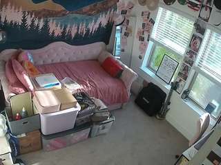 voyeurcam-hazelgrace-02's CamSoda show and profile