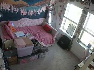 voyeurcam-hazelgrace-02's CamSoda show and profile