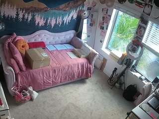 voyeurcam-hazelgrace-02's CamSoda show and profile