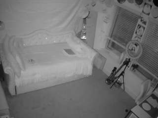 voyeurcam-hazelgrace-02