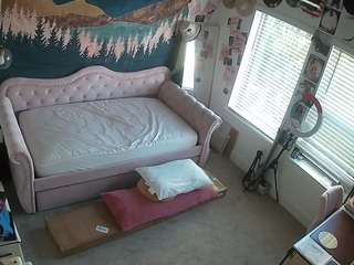 voyeurcam-hazelgrace-02's CamSoda show and profile