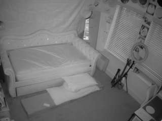 voyeurcam-hazelgrace-02