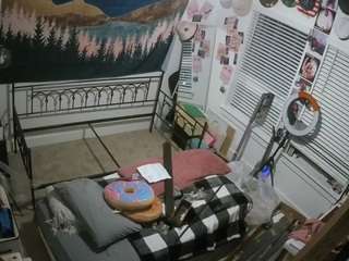voyeurcam-hazelgrace-02
