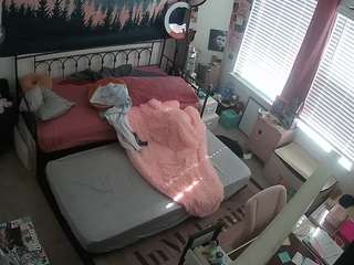 voyeurcam-hazelgrace-02's CamSoda show and profile