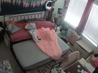 voyeurcam-hazelgrace-02's CamSoda show and profile