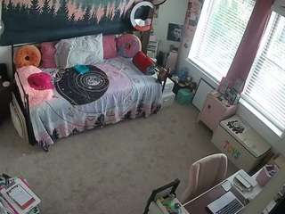 voyeurcam-hazelgrace-02's CamSoda show and profile