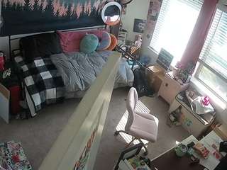 Acest model este live acum. voyeurcam-hazelgrace-02