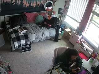 이 모델은 현재 라이브 중입니다. voyeurcam-hazelgrace-02