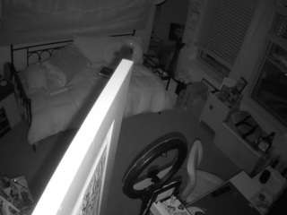 이 모델은 현재 라이브 중입니다. voyeurcam-hazelgrace-02