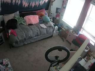 Ця модель зараз онлайн. voyeurcam-hazelgrace-02
