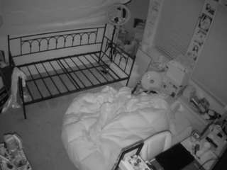 voyeurcam-hazelgrace-02