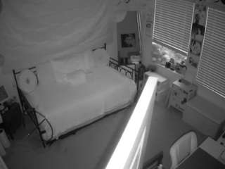voyeurcam-hazelgrace-02