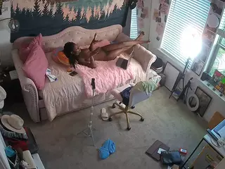 voyeurcam hazelgrace 02's Live Sex Cam Show